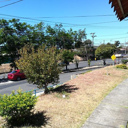 Belis Apartment Alajuela ภายนอก รูปภาพ
