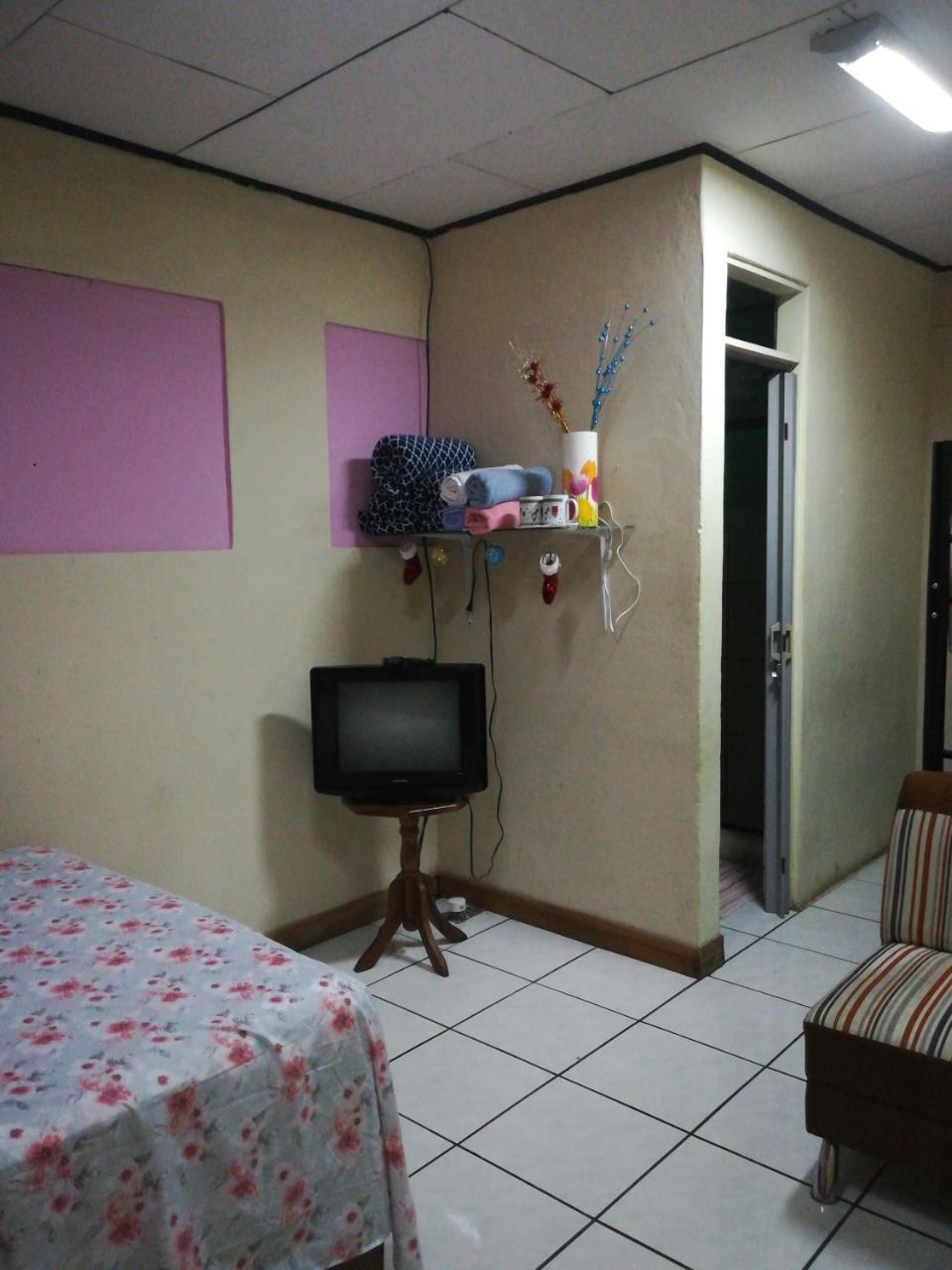Belis Apartment Alajuela ภายนอก รูปภาพ